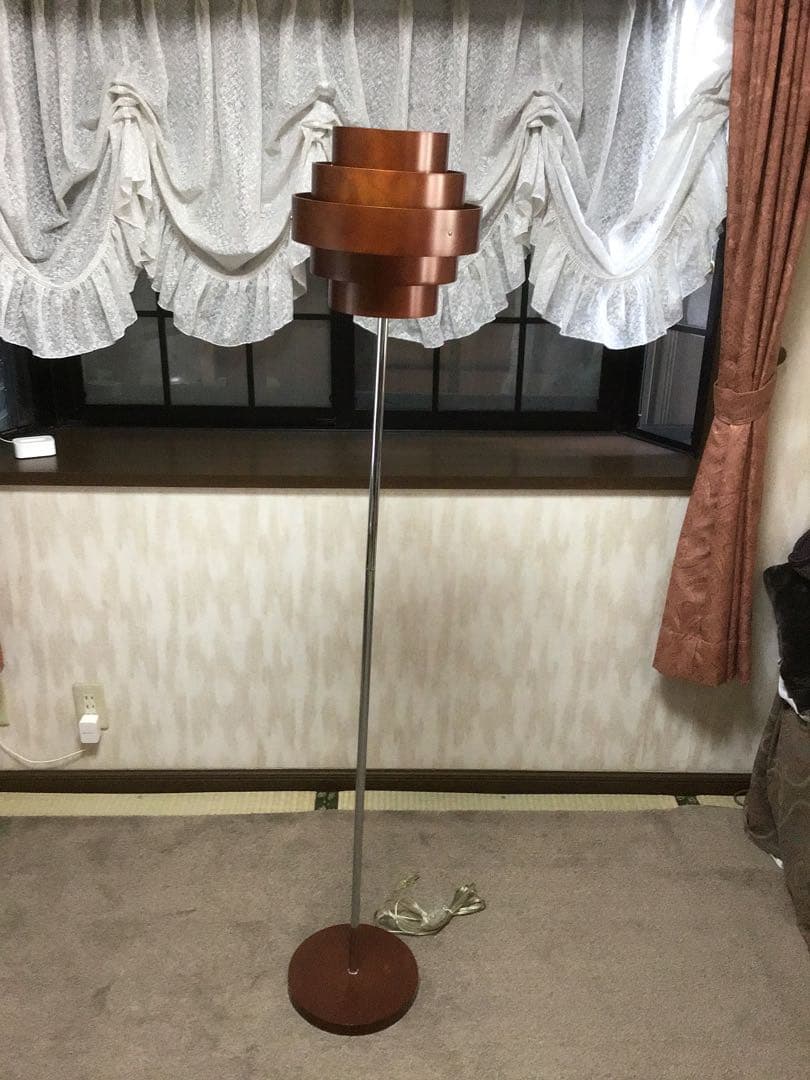 木製フロアライト（電球なし）　送料込み