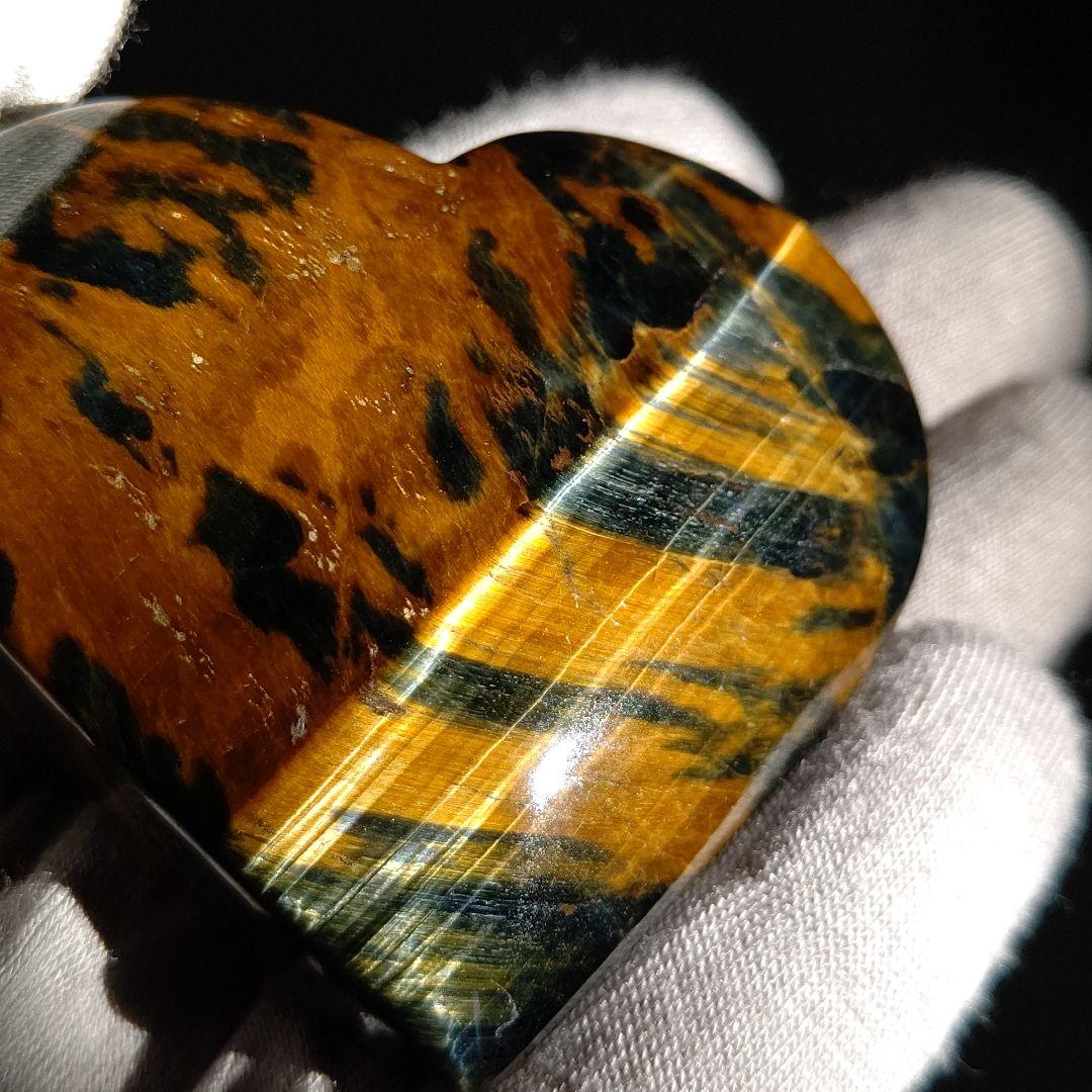 ツートーン構造　豹柄　境界ゴールシラー　タイガーアイ ハート 　天然石