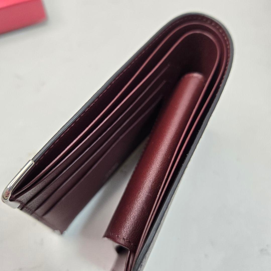 未使用箱付き Cartier 折財布 マストライン ブラック