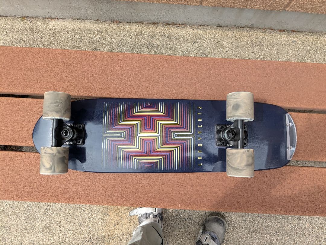 4月限定価格！ランドヤッツ　Landyachtz Dinghy