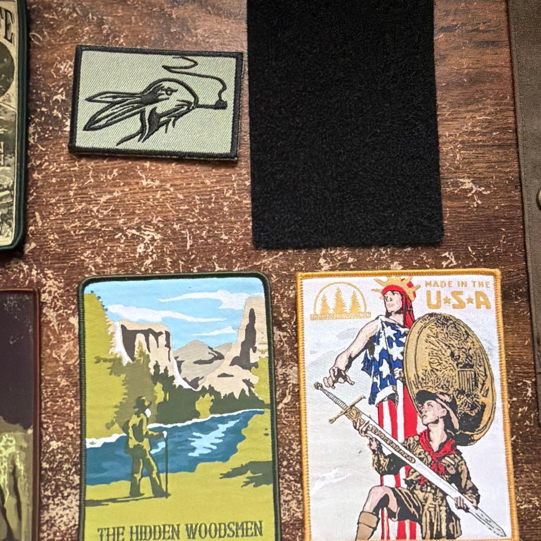The hidden woodsmen パッチ　シールセット