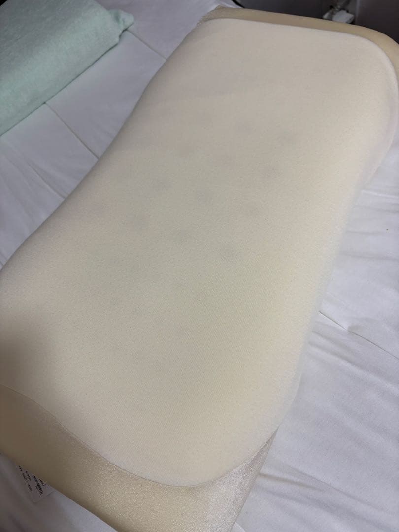 西川 エンジェルフロート(R) 低め枕