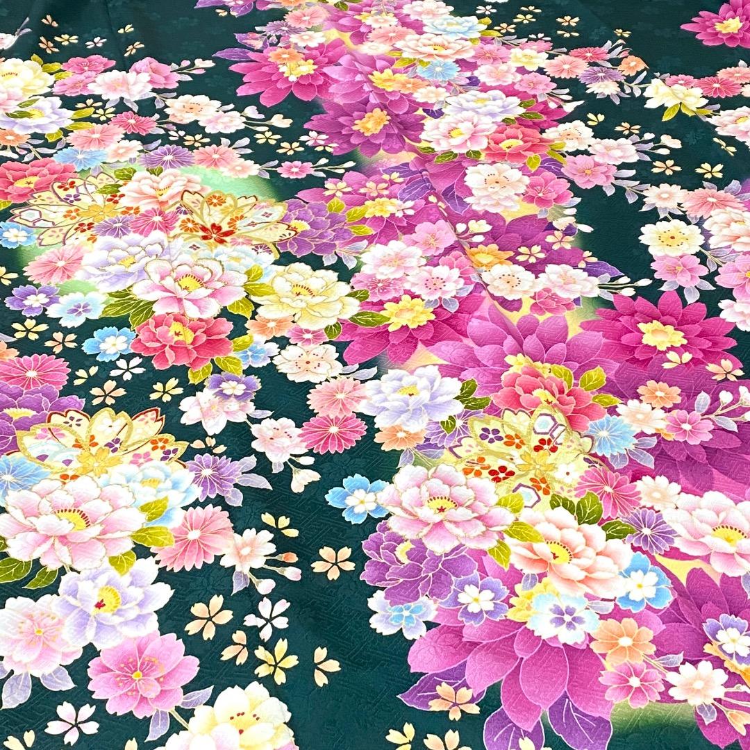 ⭐︎K0690 正絹 振袖 レンタル店放出品 緑 ガード加工 花柄 13号