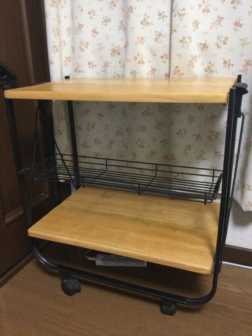 ☆新品・未使用☆ワゴン／棚／テーブル　☆完成品！☆