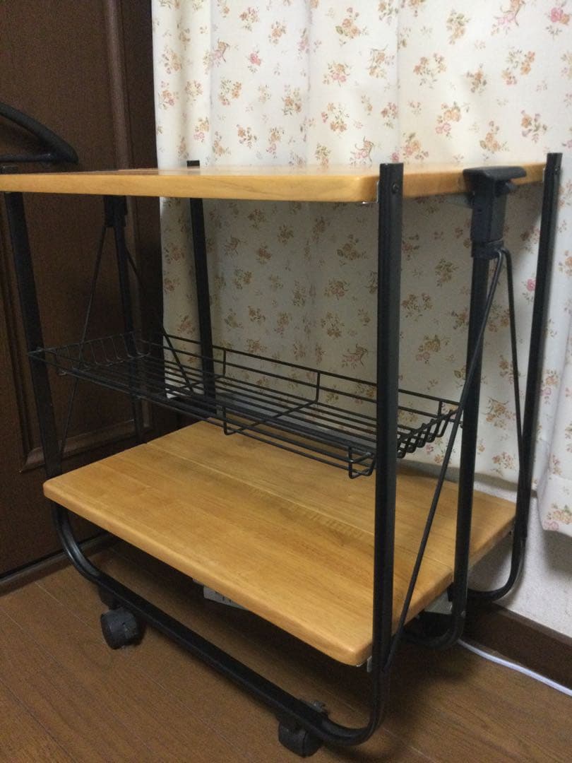 ☆新品・未使用☆ワゴン／棚／テーブル　☆完成品！☆