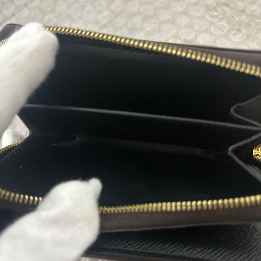 LOUIS VUITTON 二つ折り財布