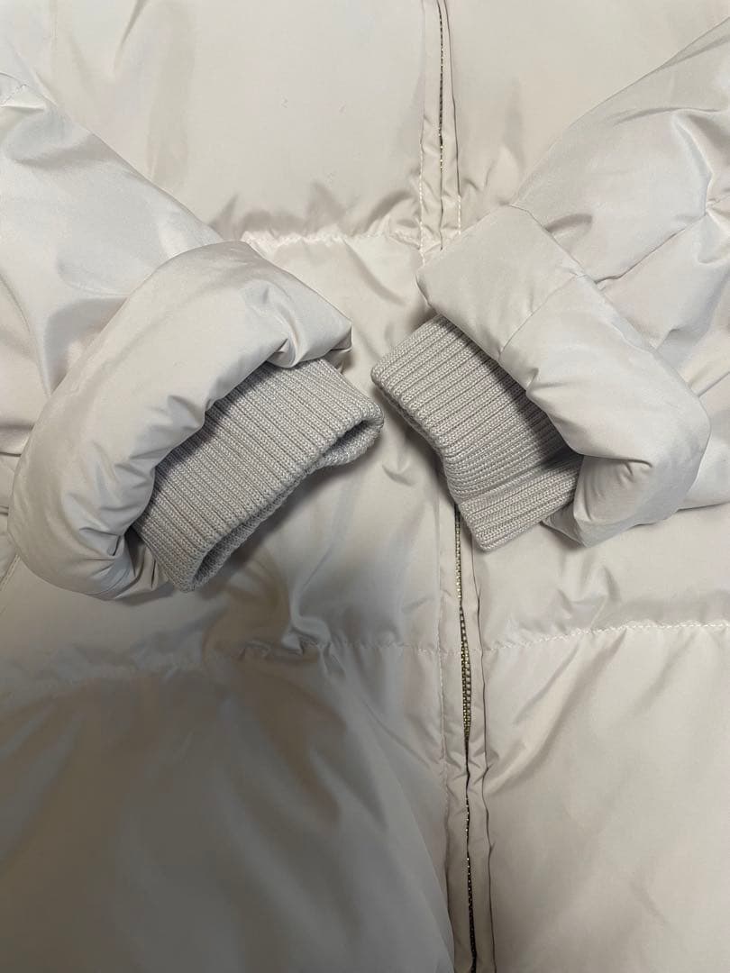イエナ　ホワイト フード付き ダウンジャケット