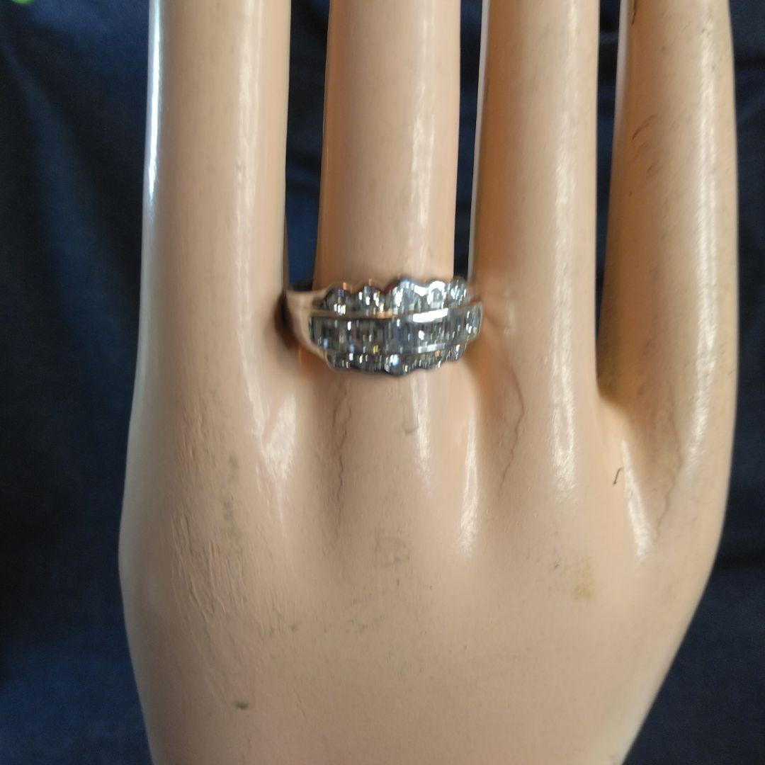 エレガント Pt900 リング ダイヤモンド　中古品