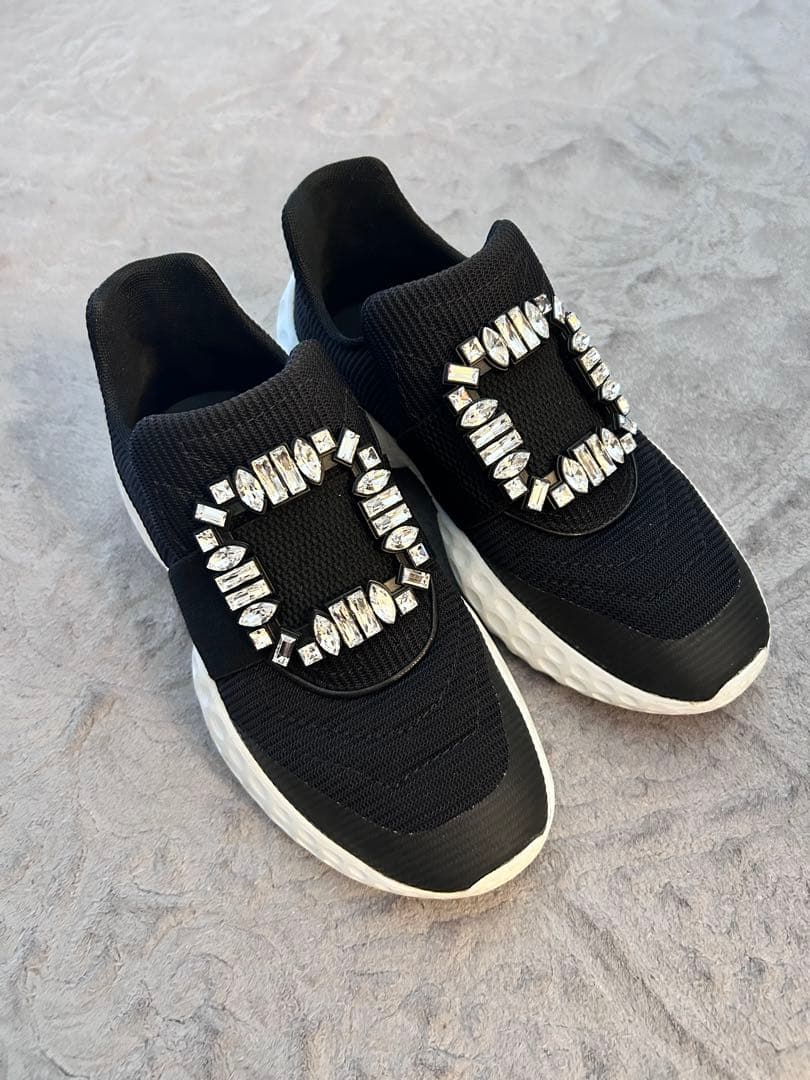 ROGER VIVIER スニーカー