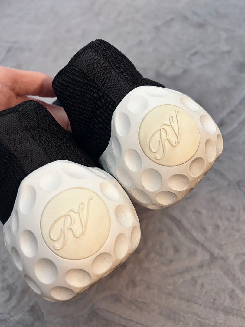 ROGER VIVIER スニーカー