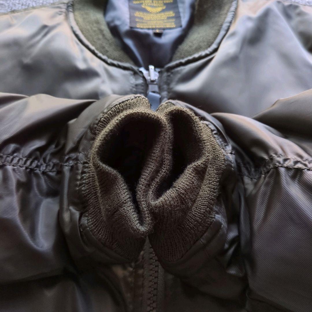 美品unknownMA-1フライトジャケットリバーシブルナイロン中綿短丈グレーL