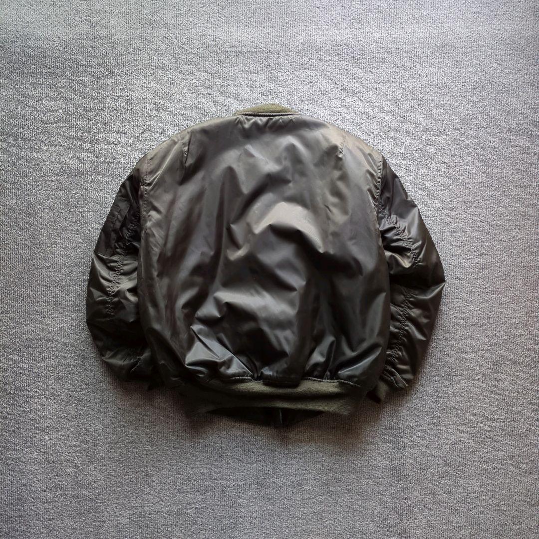 美品unknownMA-1フライトジャケットリバーシブルナイロン中綿短丈グレーL