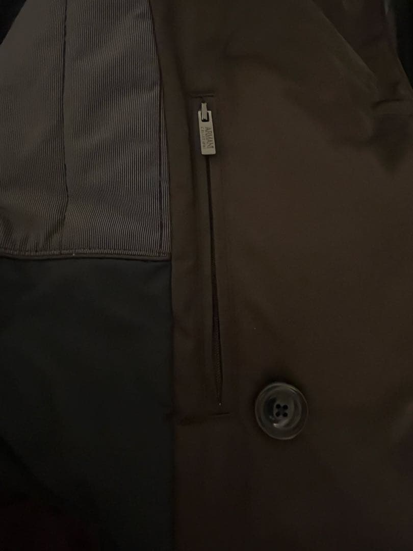 限定価格！美品アルマーニ　COLLEZIONI 暖かトレンチコートハンガー付