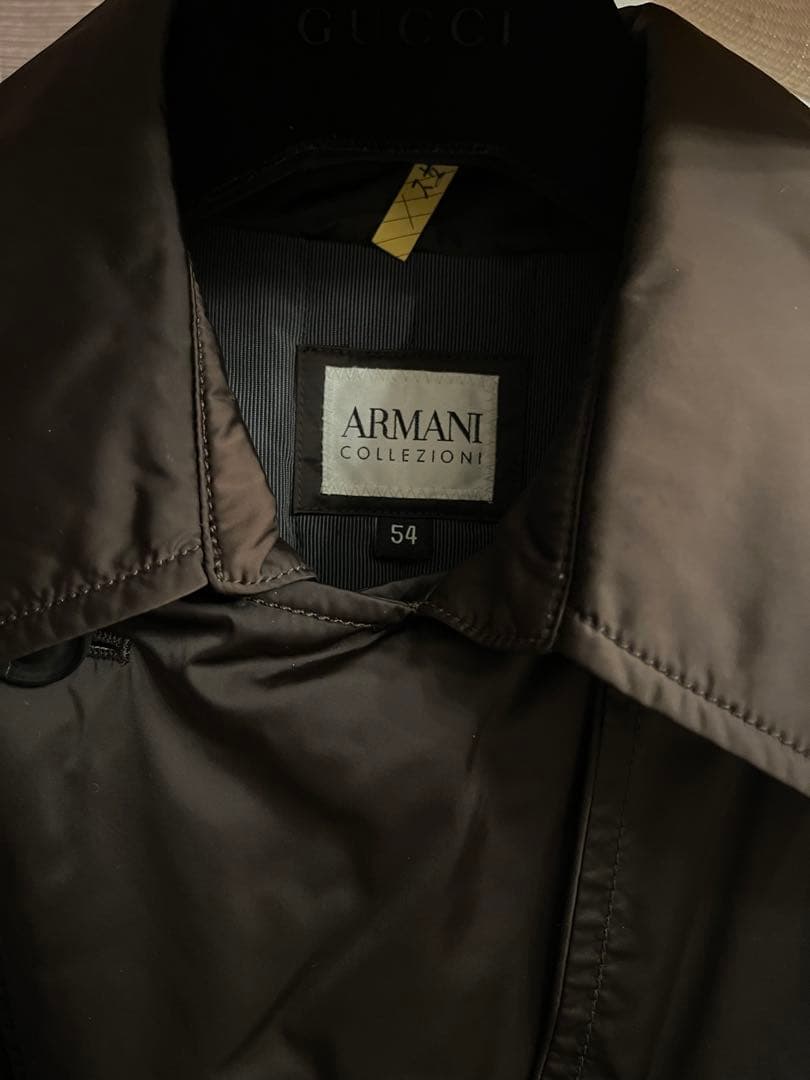 限定価格！美品アルマーニ　COLLEZIONI 暖かトレンチコートハンガー付