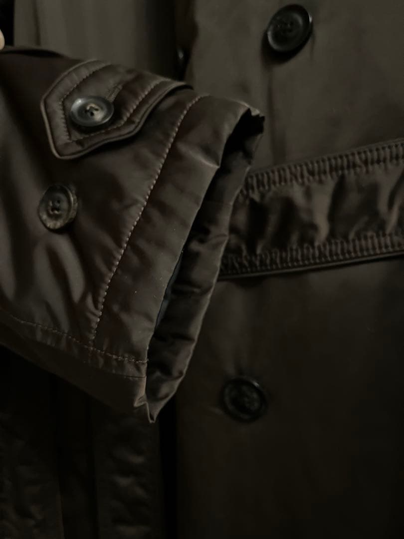 限定価格！美品アルマーニ　COLLEZIONI 暖かトレンチコートハンガー付