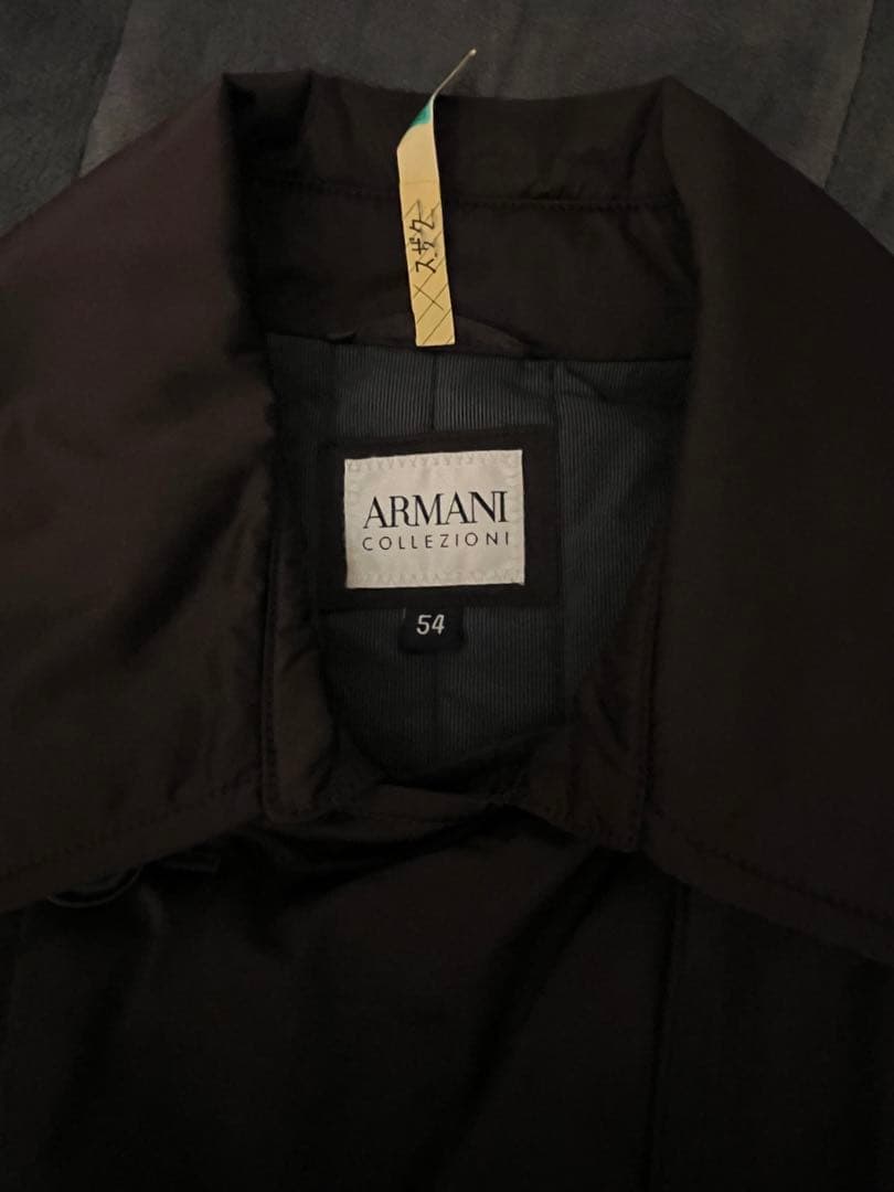 限定価格！美品アルマーニ　COLLEZIONI 暖かトレンチコートハンガー付