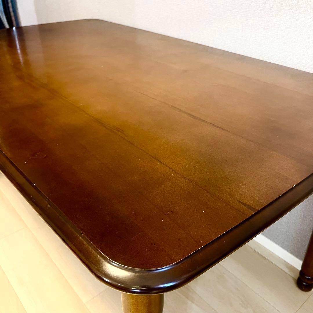 カリモク コロニアル ダイニングテーブル ウォールナット　テーブルのみ 4人向け