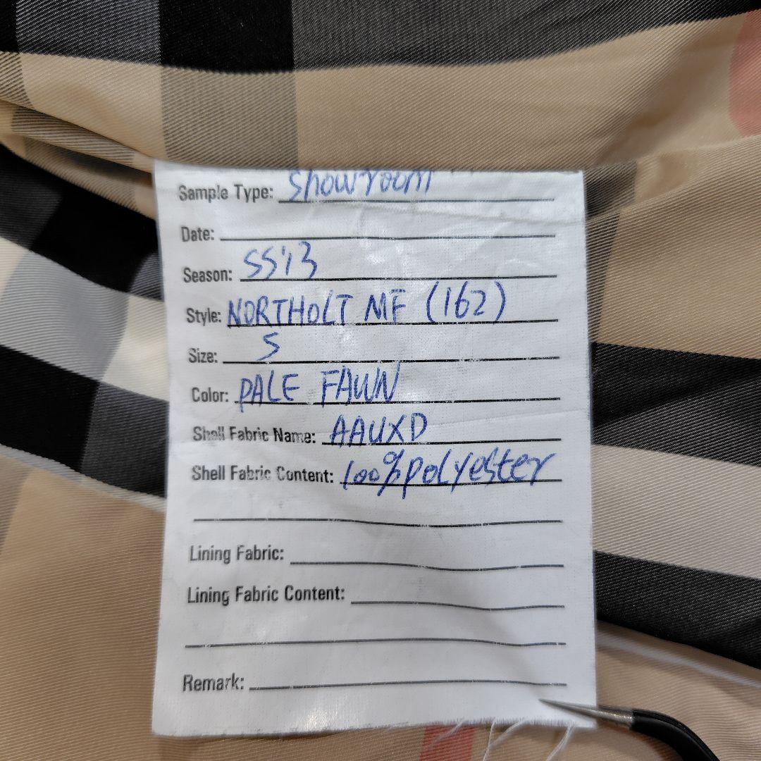 う*ん様 展示サンプル品 BURBERRY BRIT キルティングジャケット メ