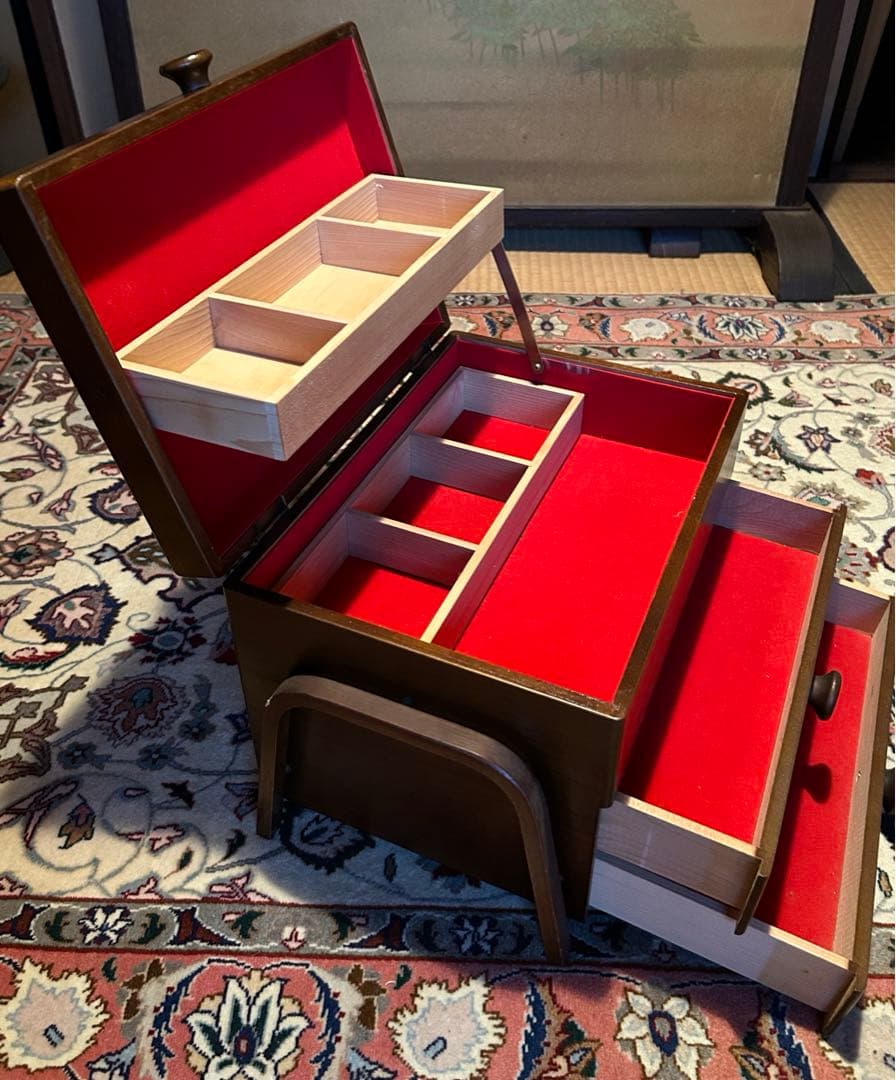 最終価格　木製　宝石箱　アクセサリー入レ　美品