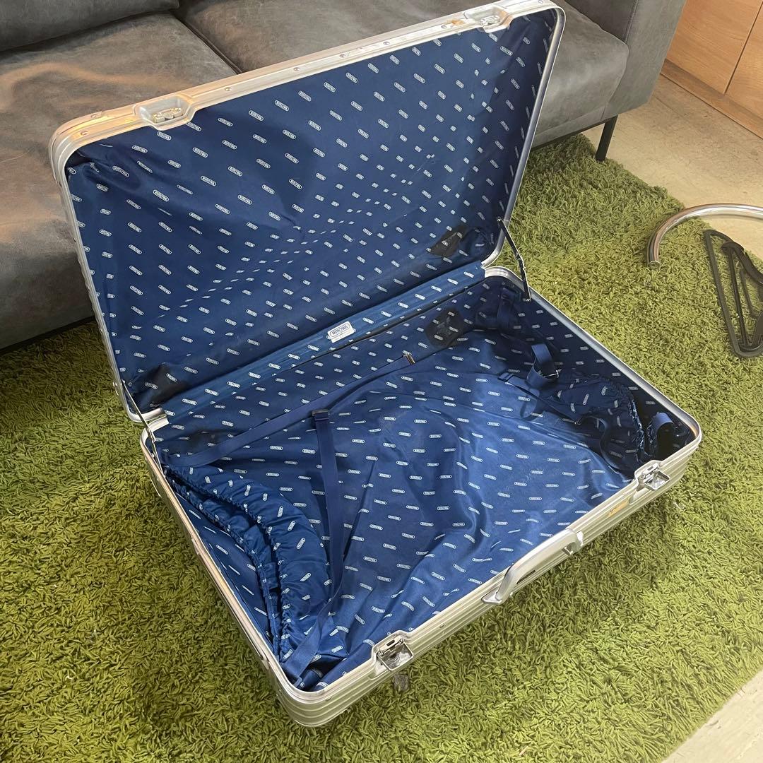 【リモワ】RIMOWA 希少　トパーズ　スーツケース　二輪使用　青ロゴ！
