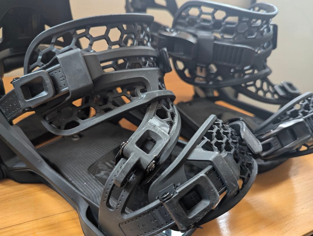 Nidecker supermatic ビンディング