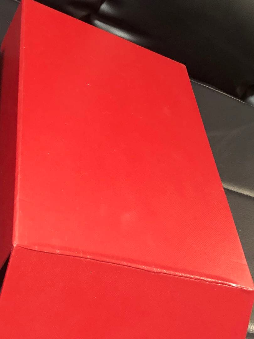 カルティエ　マイヨンパンテール等に　大型ネックレスケース