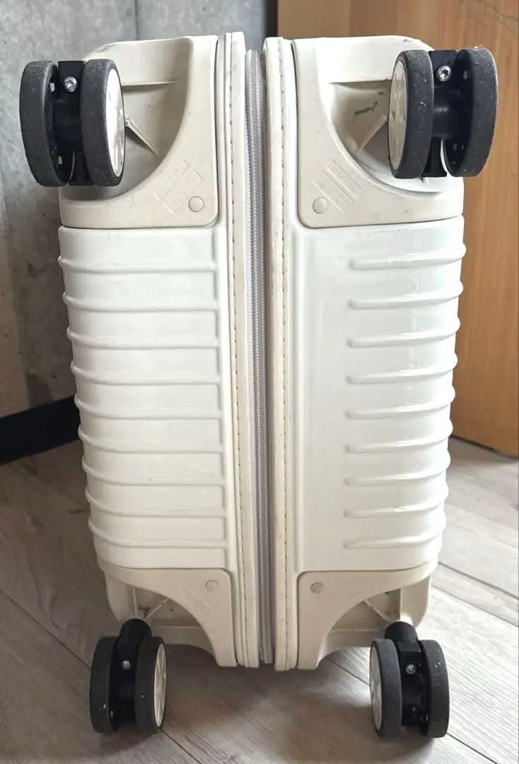 リモワ　サルサ　ユナイテッドアローズ別注　エクリュ　63L 4輪　美品