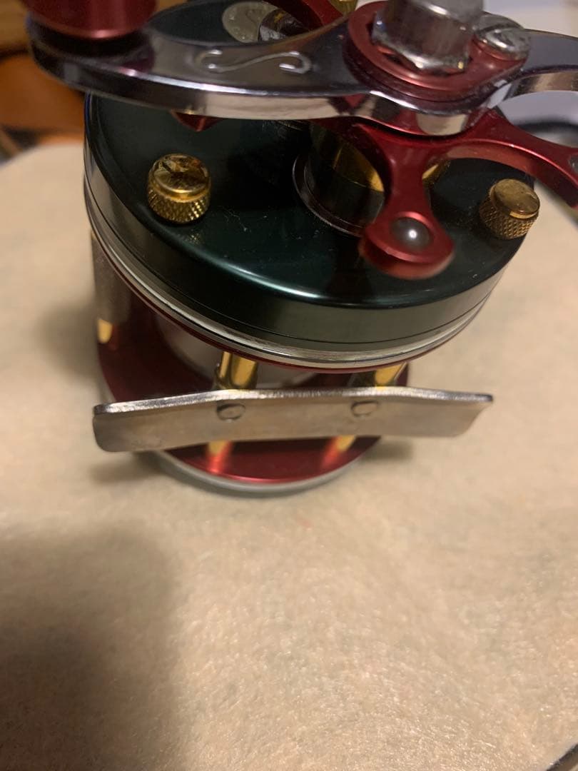 ま*る様 五十鈴 BC700 ベイトリール　五十鈴工業　ブライトリバーABU50