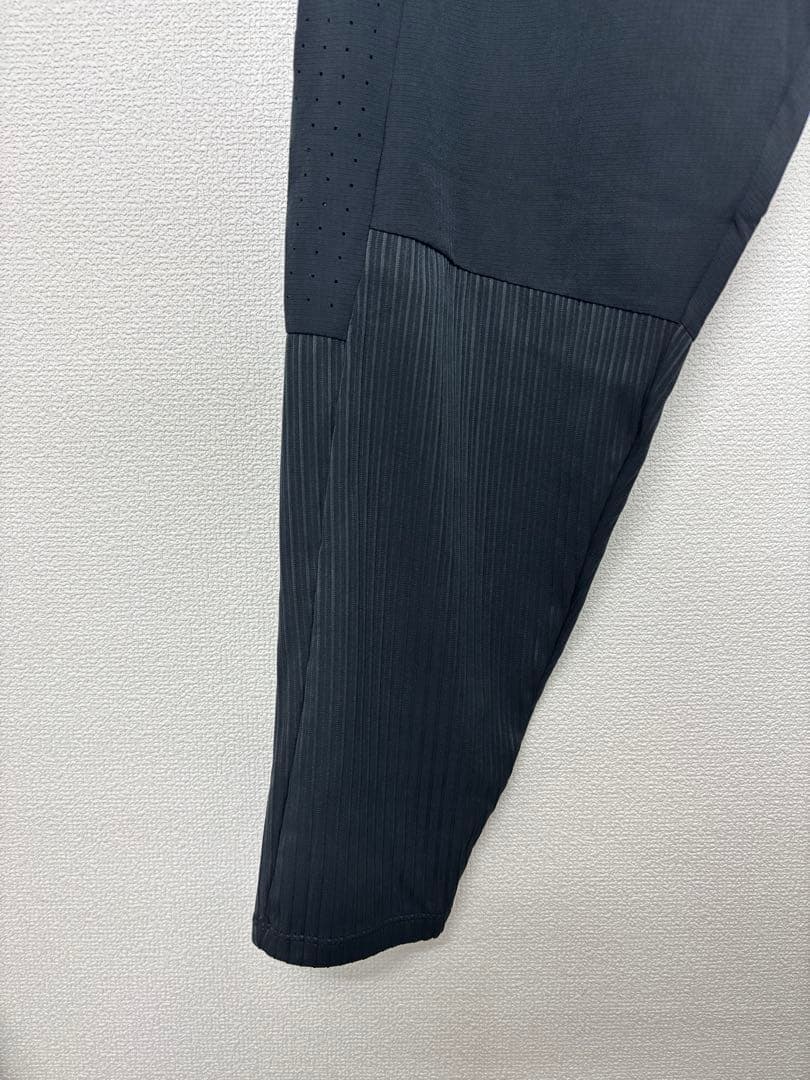 L ナイキ エアロスイフト ADV ランニング ジョガーパンツ ブラック 新品