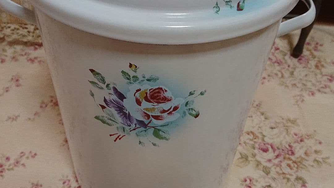 イマン　プリンセスローズブルー　トラッシュ缶　ストッカー　薔薇　ローズ　花柄