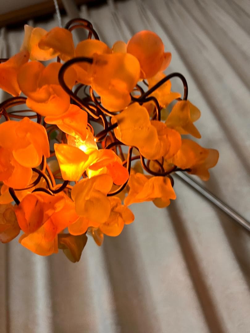 ユダライトランプ イエローとグリーンフラワー　ミハエルネグリン