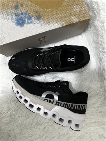 新品 On Cloudmonster2 ブラックスニーカー 26cm