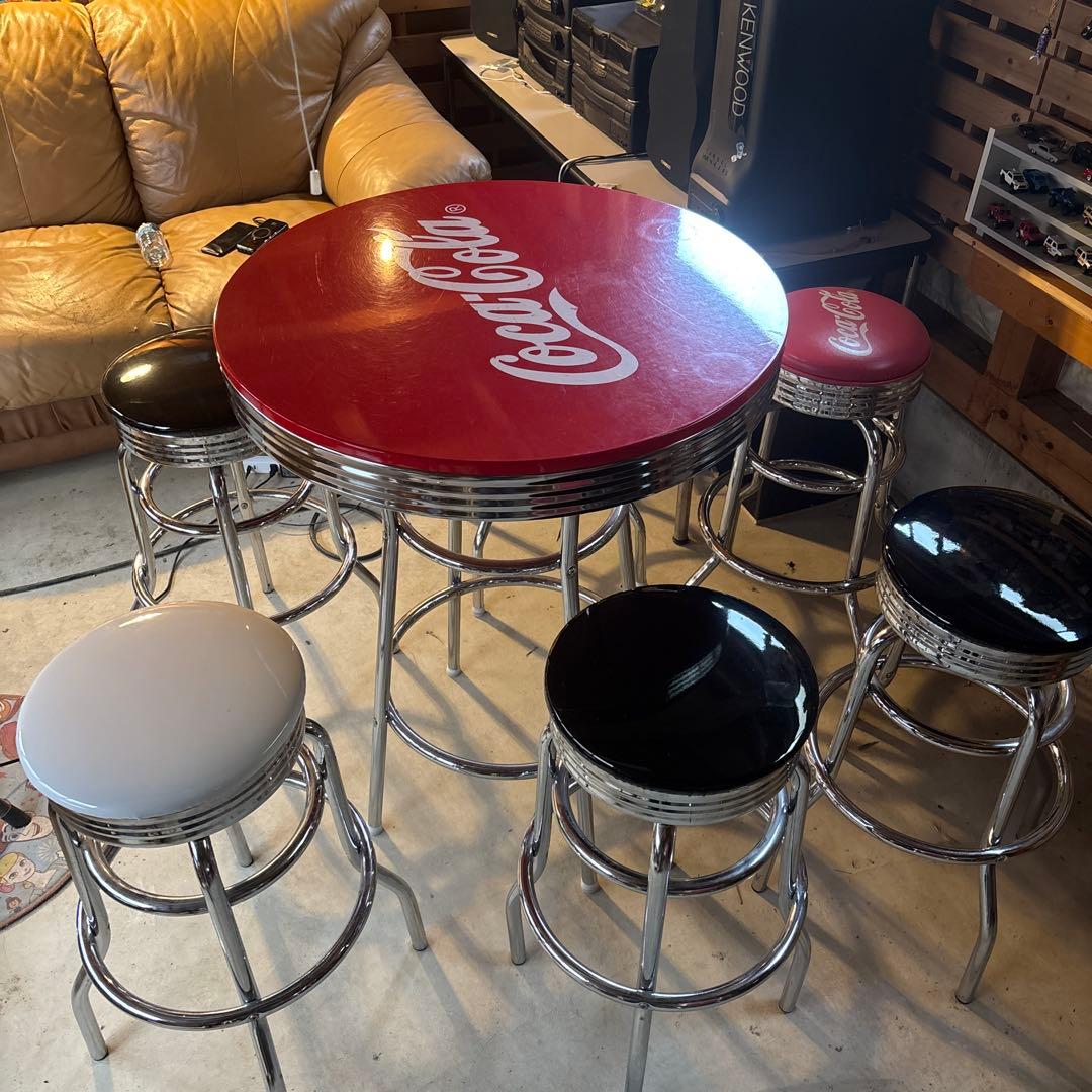 Coca-Cola カウンターテーブルとスツールセット