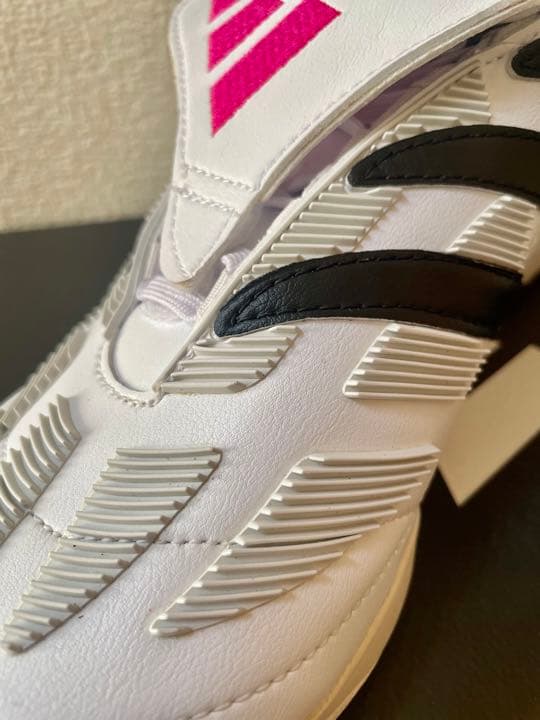 【限定品】プレデター プレシジョン.1 TF アディダス ベッカム　フットサル