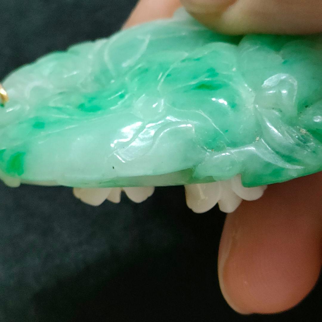 CO14　翡翠　珊瑚　ペンダントトップ　彫刻極美品
