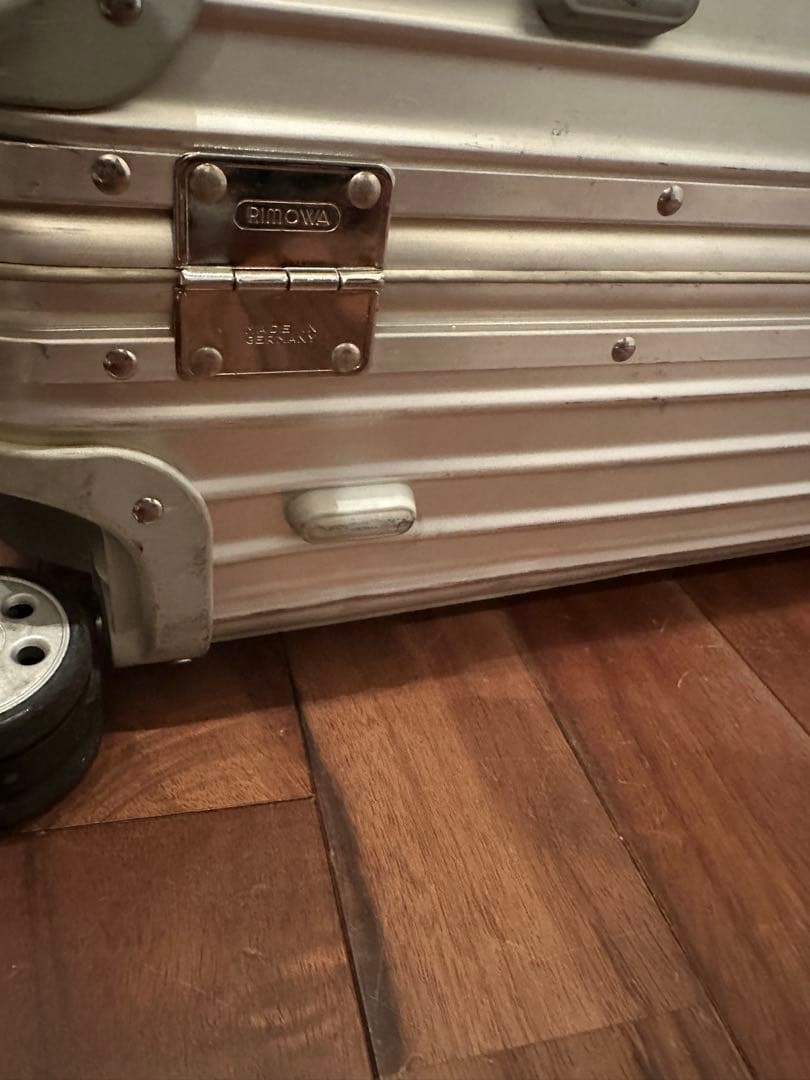 【最安値】RIMOWA 4輪 トパーズ 98L アルミ キャリーケース