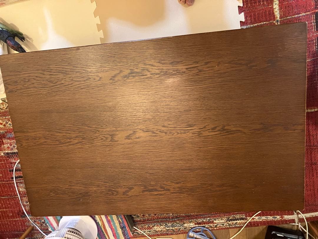 ダークブラウン木製テーブル　カリモク