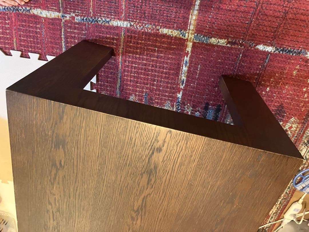 ダークブラウン木製テーブル　カリモク