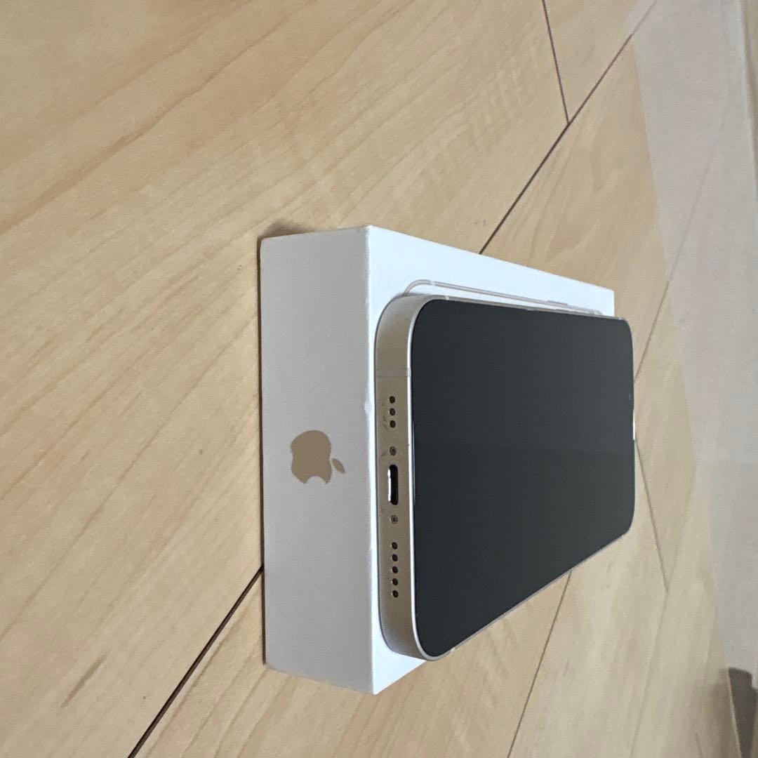 りまかiPhone13 128GB 本体　箱付　値下げ可