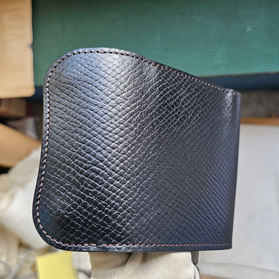 WILDSWANS ワイルドスワンズ サドルプルアップ イーノ サドル 黒