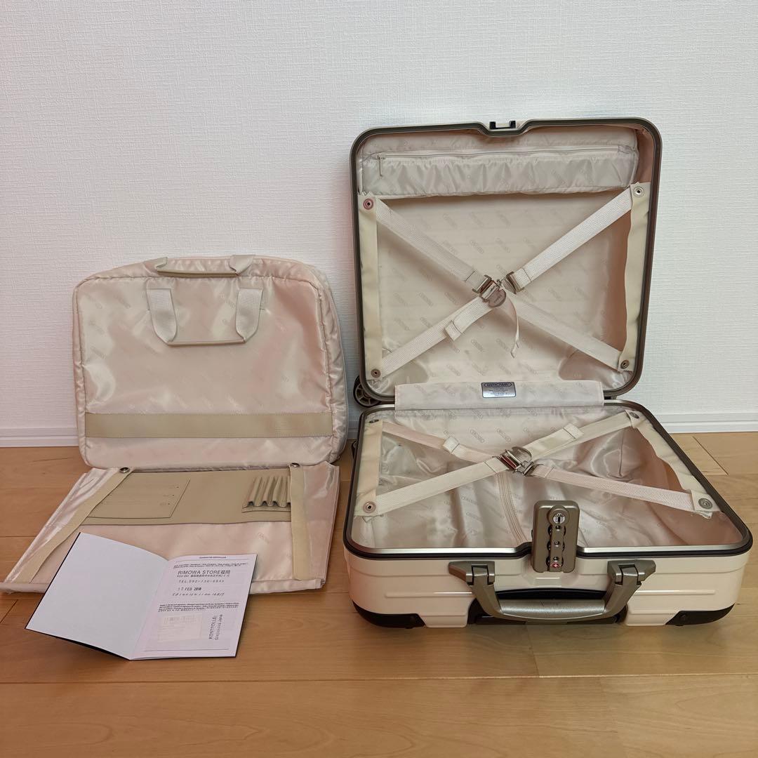 RIMOWA リンボ 27L クリームホワイト キャリーケース TSAロック付き