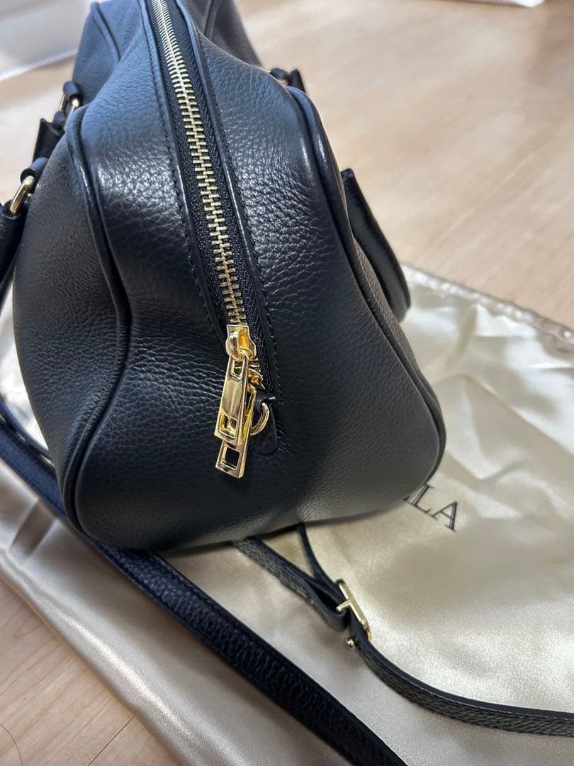 クリスチャンヴィラ　ボストンバッグ　黒　本革