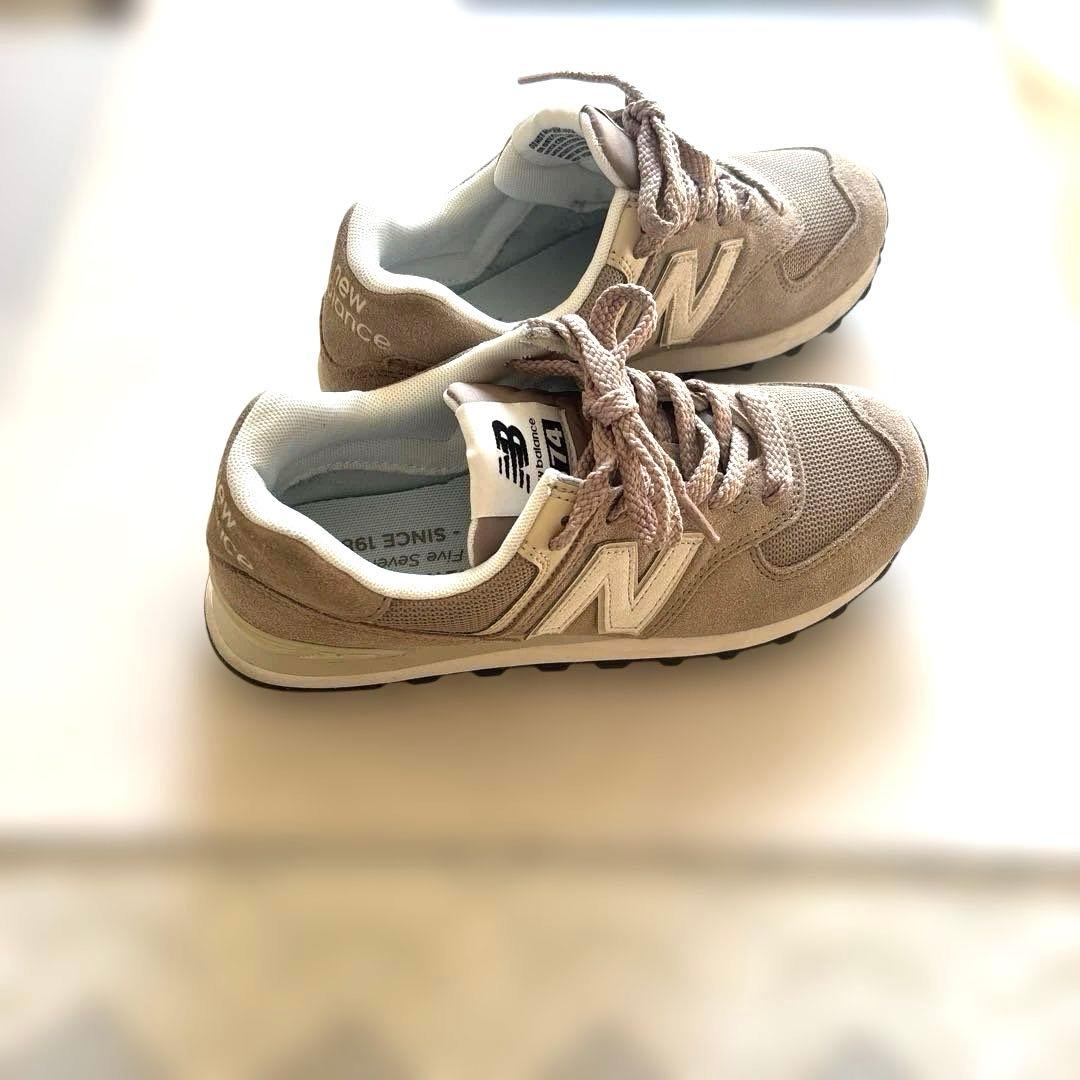 ニューバランス　Ｕ574Ｗ02Ｄ　23.5㎝　 ベージュ　正規品