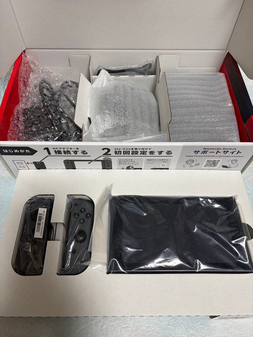 ゼルダのジョイコン付きと256GB Nintendo Switch本体