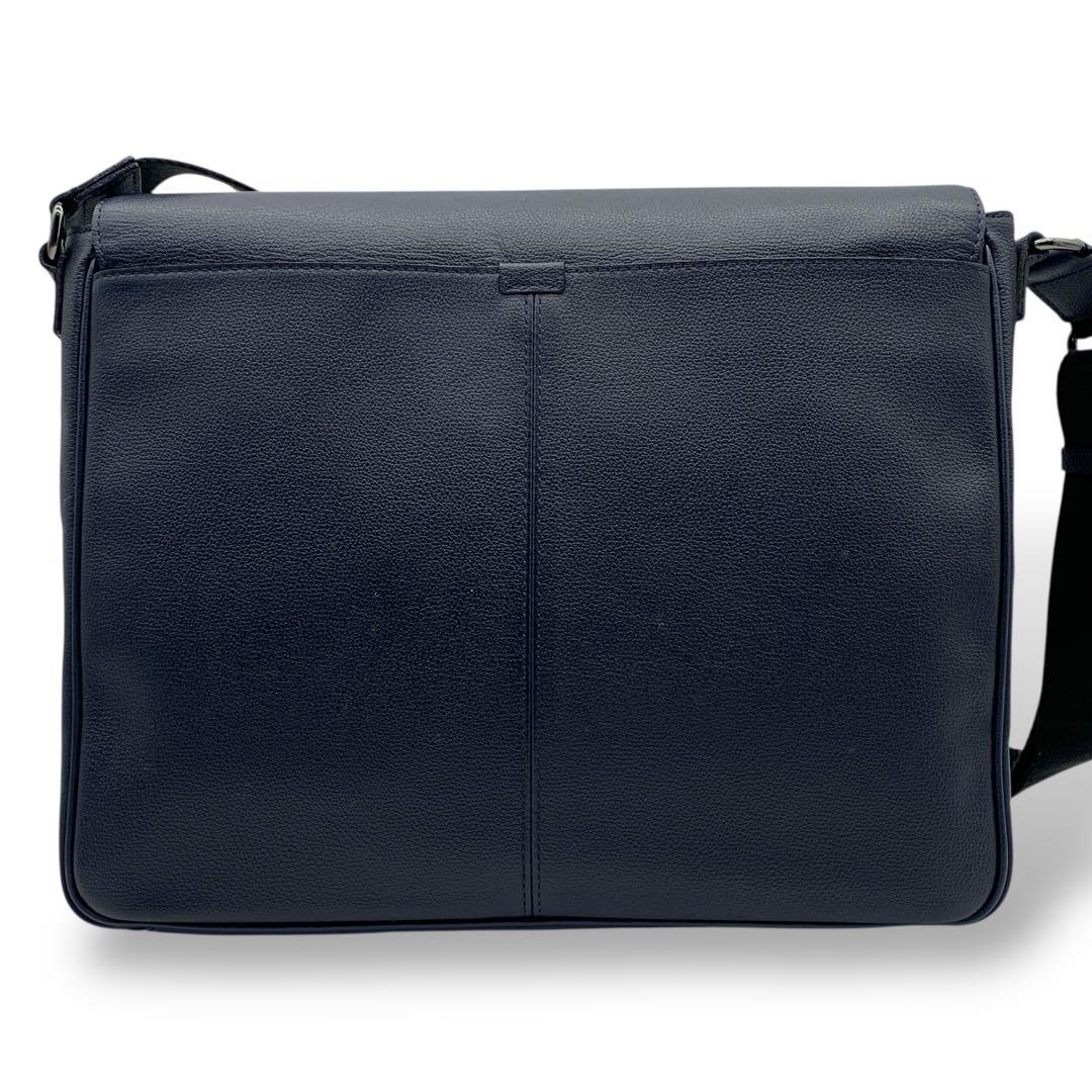 Burberry バーバリーブラックレーベル メッセンジャーバッグ 紺色 レザー