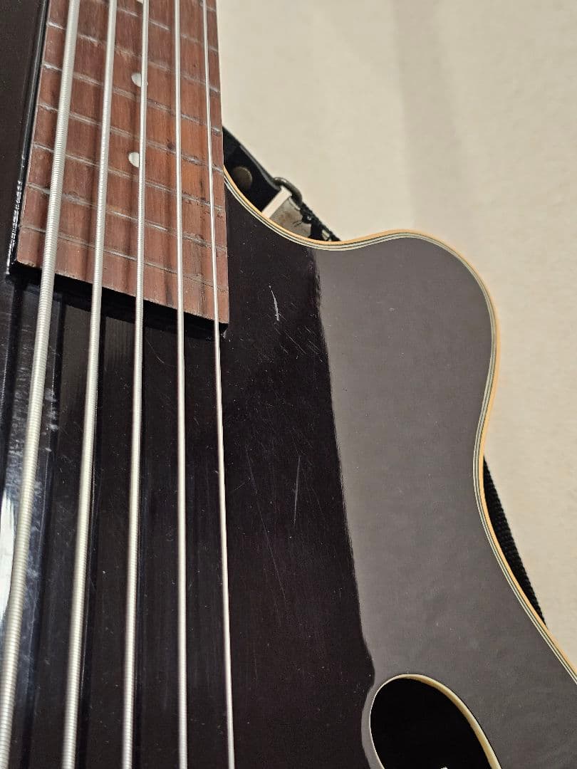 YAMATO 5弦 アコースティックベース フレットレス ソフトケース付 現状品