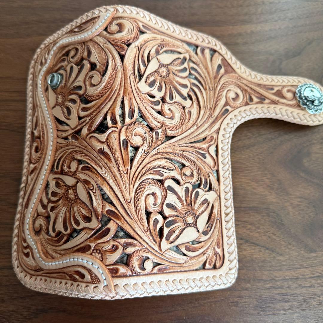 【訳アリ格安品】Carving Wallet イーグル　本革 財布 店頭品　本物