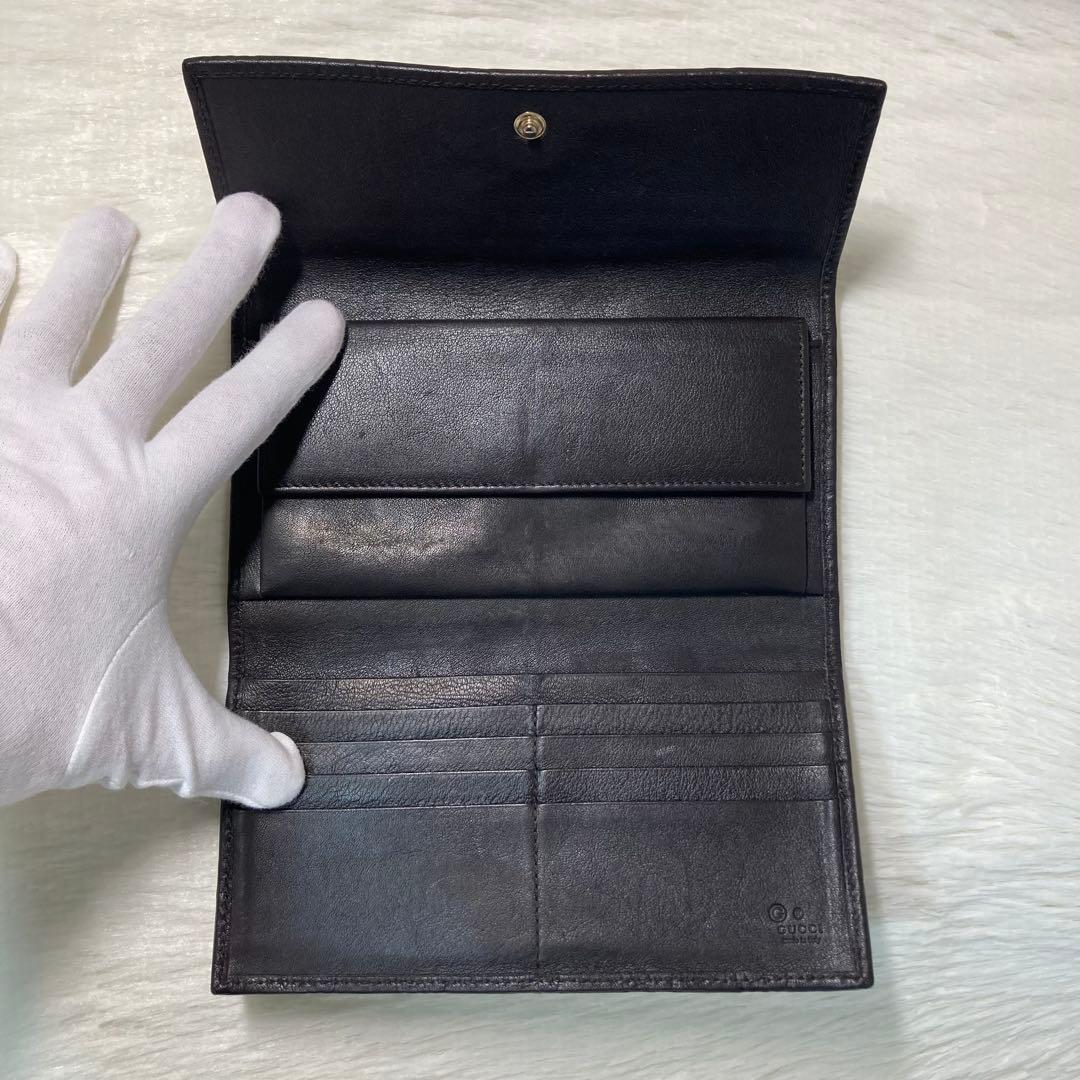 早い者勝ち　美品　GUCCI グッチ　三つ折り　財布　シマ　レザー　エンボス　茶