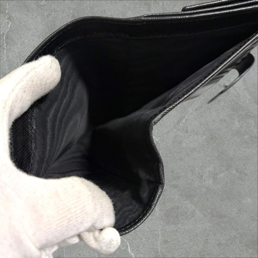 極美品✨ PRADA プラダ 三つ折り財布 サフィアーノ ブラック 三角ロゴ