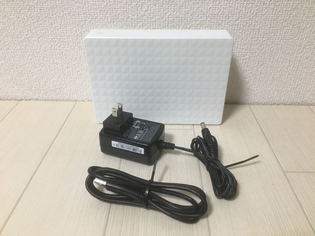 外付けハードディスク・ドライブ SEAGATE Expansion Desktop Drive 4TB